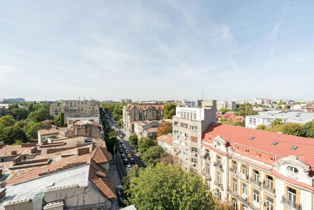 Appartamento Stunning Views 3Br Sunny Flat - Amazing Terrace Bucarest Esterno foto