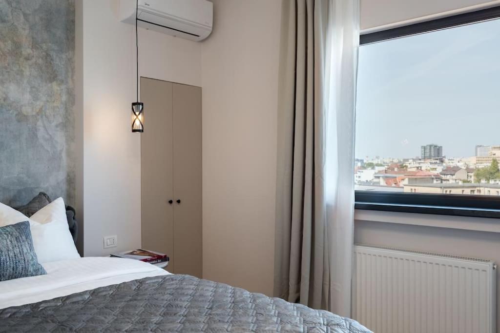 Appartamento Stunning Views 3Br Sunny Flat - Amazing Terrace Bucarest Esterno foto